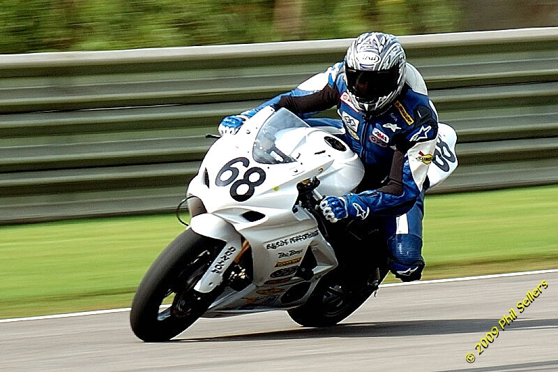 2009_am_superbike_10.jpg