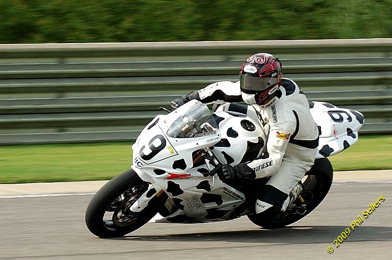 2009_am_superbike_32 (290K)