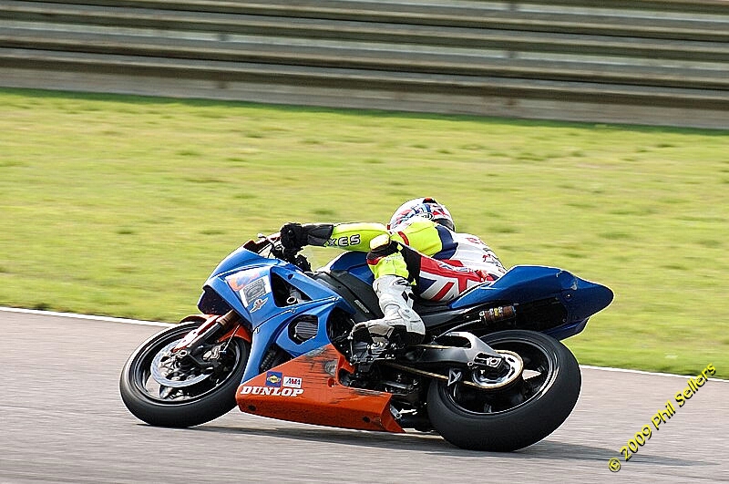 2009_am_superbike_63 (307K)
