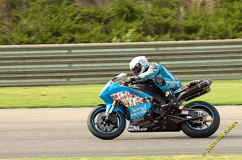 2009_am_superbike_93 (307K)