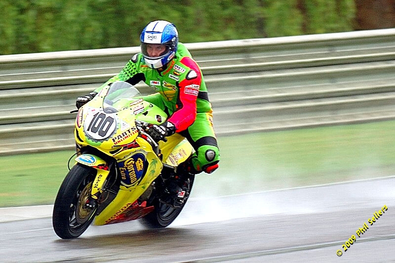 2009_moto-gt_08.jpg