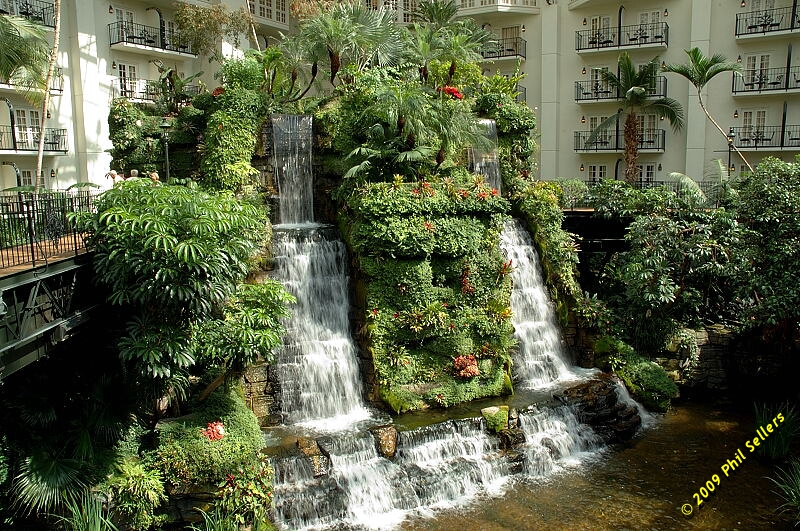 Opryland_Resort_13.jpg 509.4 KB