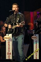 tn_2009_Opry_40.jpg 8.7 KB